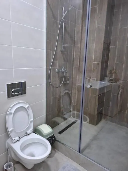 Просторное Жилье В Эксклюзиве Apartment Almaty 0*,